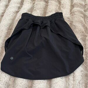Black Lululemon Hotty Hot Skirt Tall Size 0